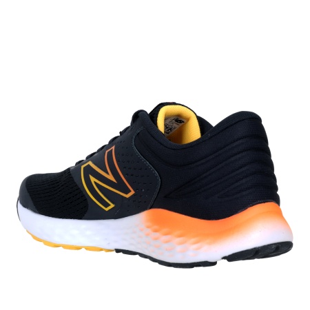 Беговые кроссовки New Balance 520v7 Black/Orange
