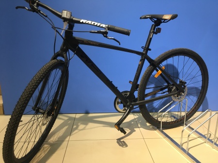 Стойка для хранения 2-х велосипедов.