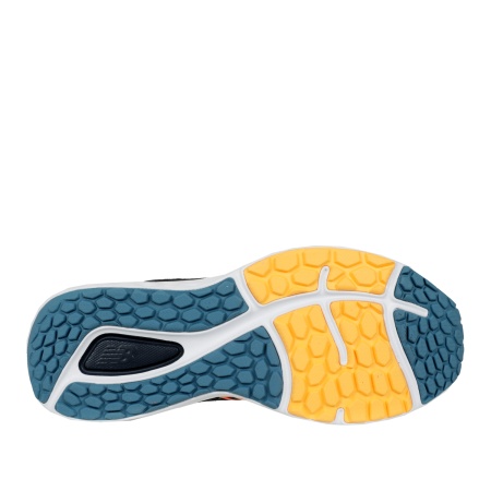 Беговые кроссовки New Balance Fresh Foam 680v7 Black/Orange