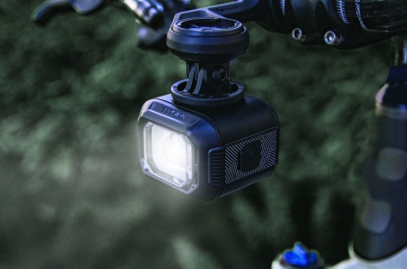 Фонарь передний Moon Titan max 1700 люмен, USB-C, В комплекте крепеж gopro garmin
