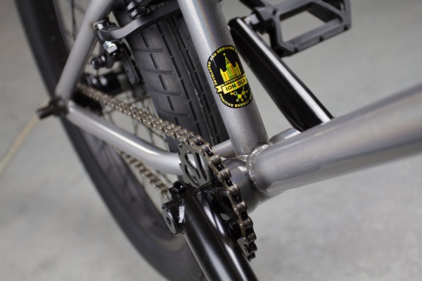 Велосипед Atom Ion DLX DarkGlossHolographic 20.4 (2023)