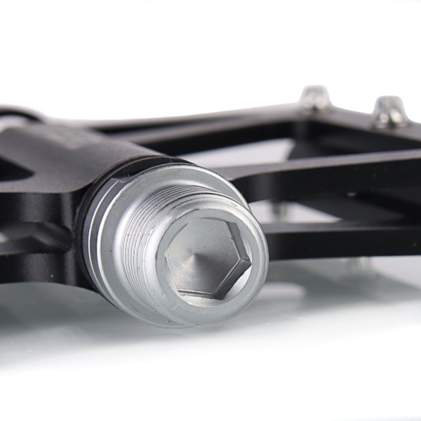 Педали MOUNT KNIGHT, 9/16 резьба, CNC корпус, 3 пром. подшипника, 112х100мм, с рефлектором, CR-MO