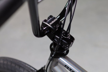 Велосипед Atom Ion DLX DarkGlossHolographic 20.4 (2023)