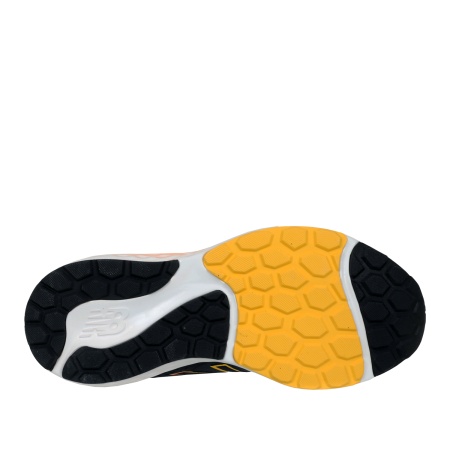 Беговые кроссовки New Balance 520v7 Black/Orange