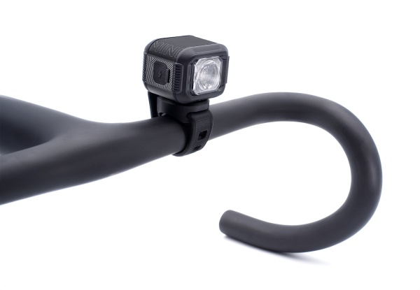 Фонарь передний Moon Titan max 1700 люмен, USB-C, В комплекте крепеж gopro garmin